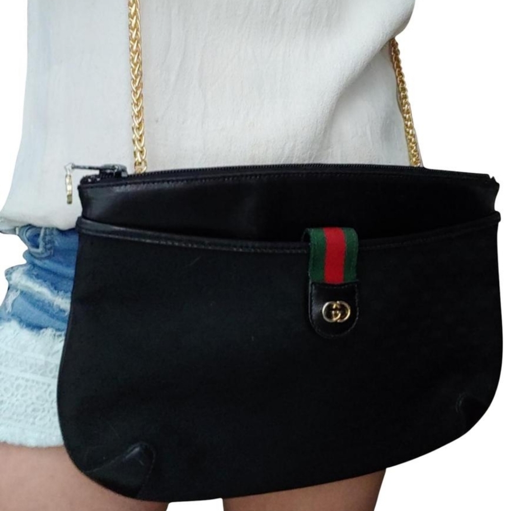 Authentic Vintage Gucci Crossbody Clutch